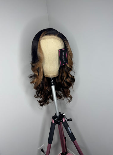 5x5 HIGHLIGHTED BODYWAVE 20" WIG