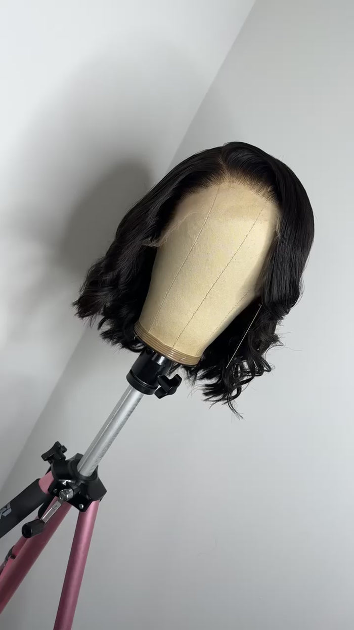 BODY WAVE BOB FRONTAL WIG